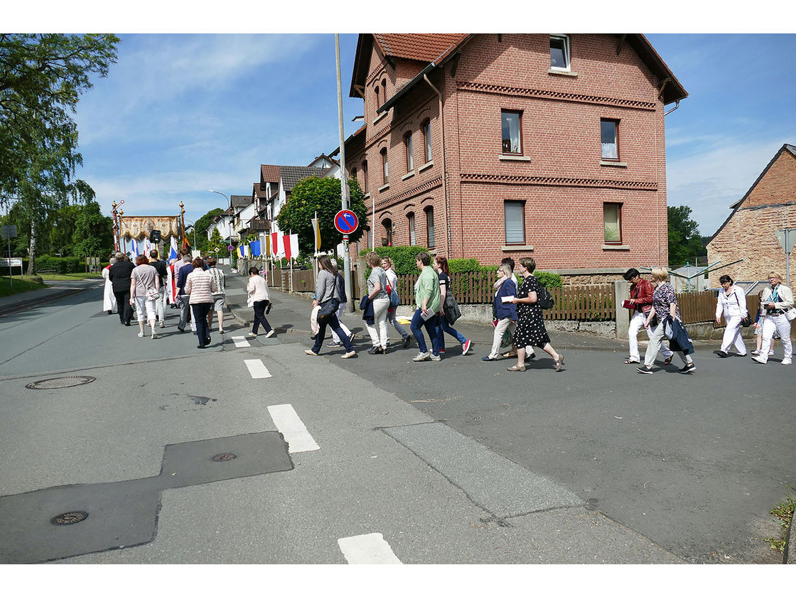 Bittprozession am Pfingstmontag (Foto: Karl-Franz Thiede)